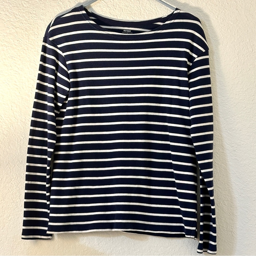 Old Navy Long sleeve shirt small